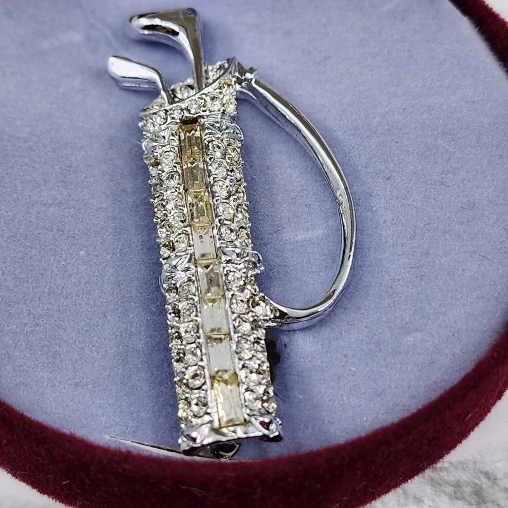 Vintage Rhinestone Golf Bag Brooch Silver Tone Crystal Clubs Sports Golfer Pin